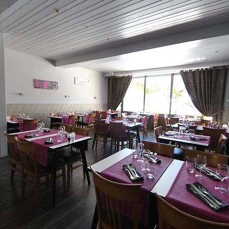 Auberge Du Herisson La Chaux-du-Dombief Exterior photo